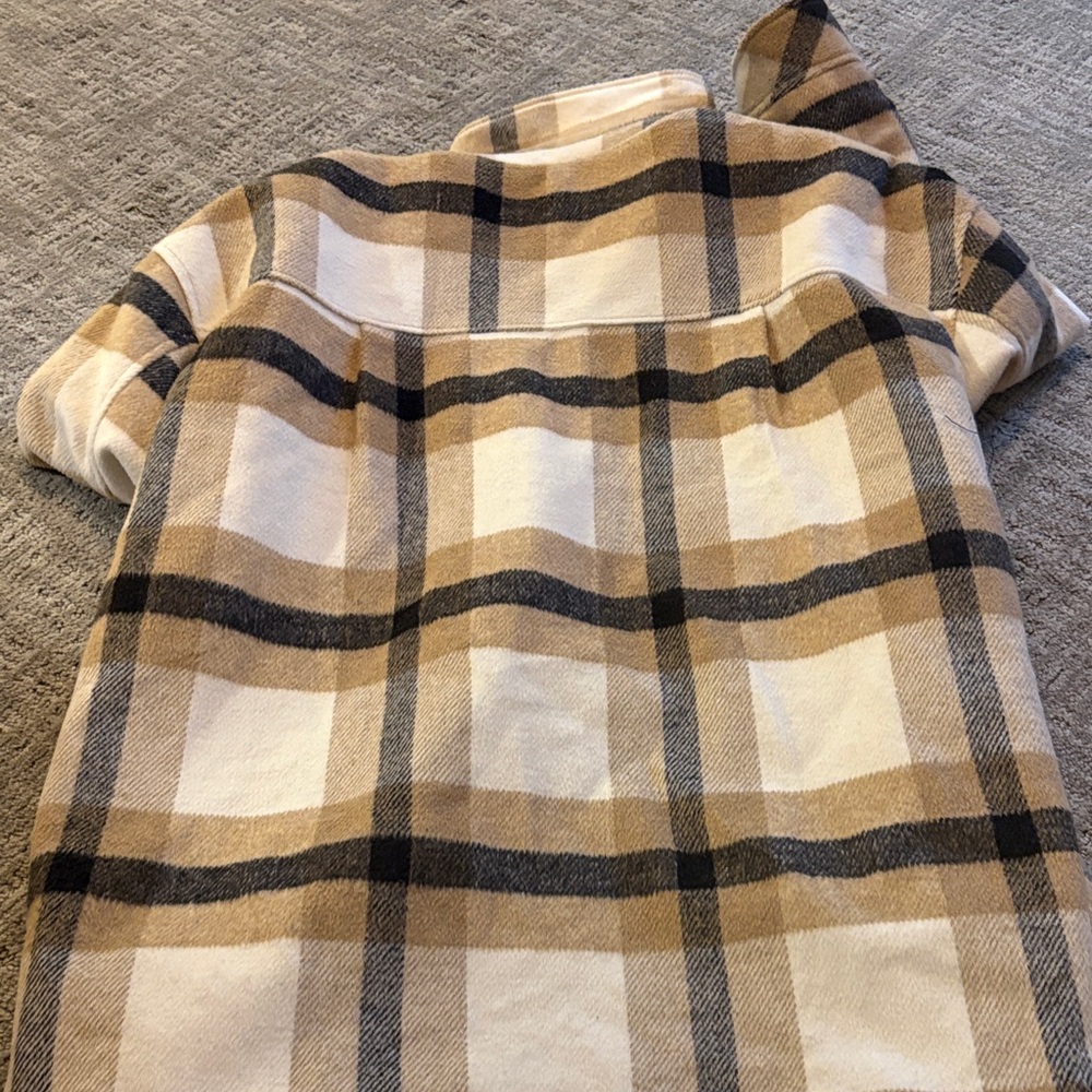 Plaid Button-Up Shacket - Picture 6 of 6
